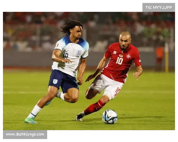 英超历史最佳阵容:C罗萨拉赫亨利三叉戟 阿诺德领衔中场 英超历史最佳阵容:C罗萨拉赫亨利三叉戟 阿诺德领衔中场